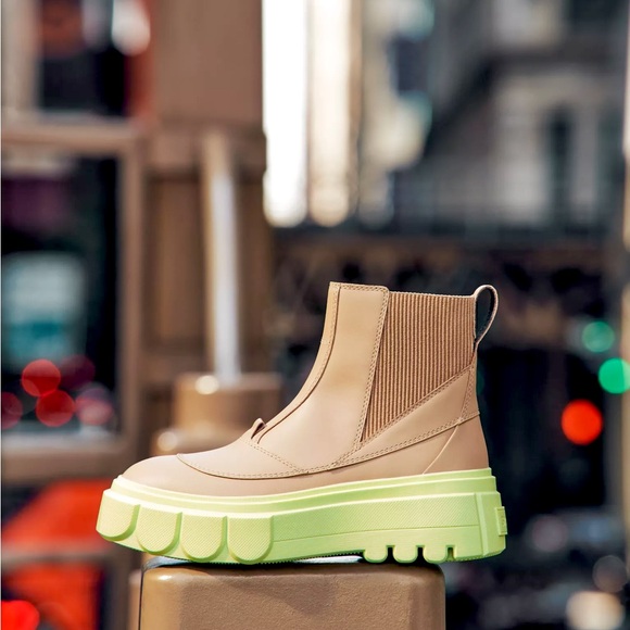 Sorel Caribou X Women’s Chelsea Waterproof Boot ✨ Canoe / Tippet Size 8.5 - Picture 11 of 16